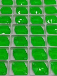 Космик Неон Изумруд 10*14мм.