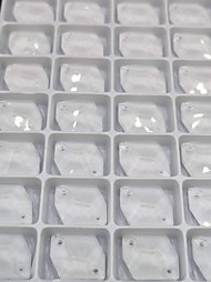 Cosmic Neon White 11*14mm