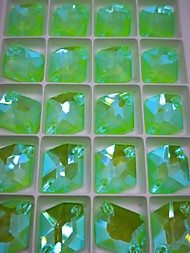 Космик Неон Изумруд АВ 13*17мм